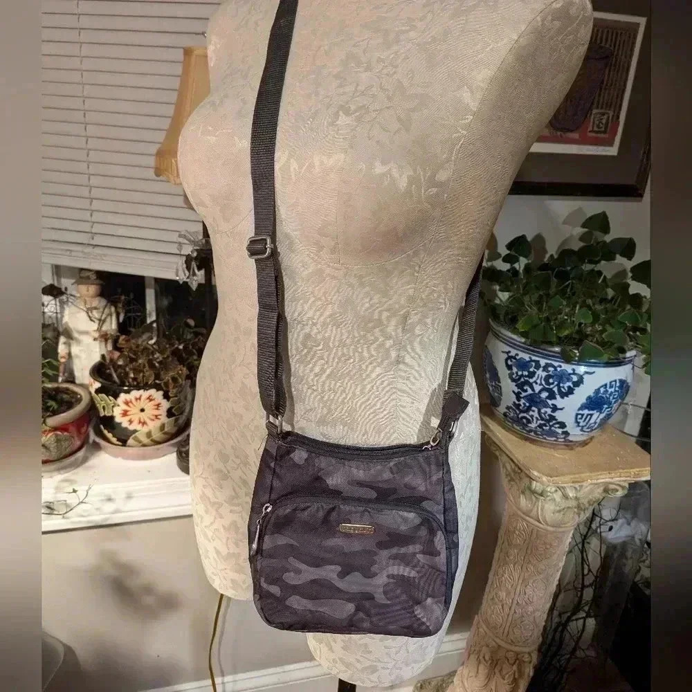NWOT Baggallini Joey Bag Small Crossbody - Picture 5 of 10